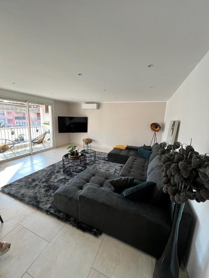Appartement Le Bonheur De Saint Aygulf Extérieur photo