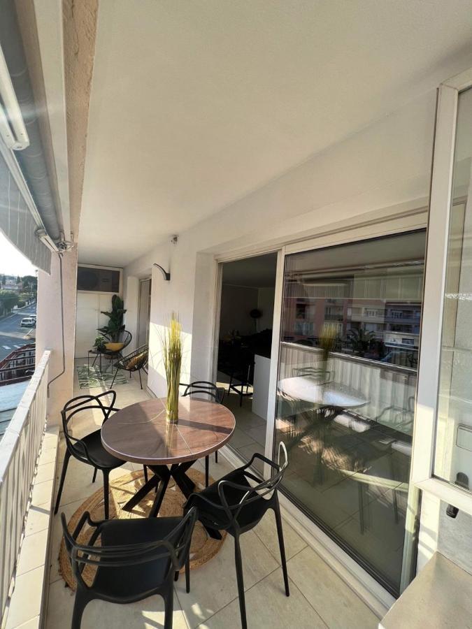 Appartement Le Bonheur De Saint Aygulf Extérieur photo